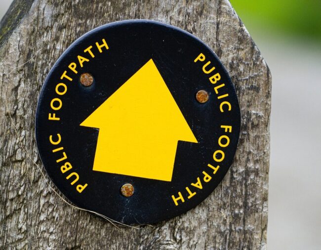footpath-6249102_1280